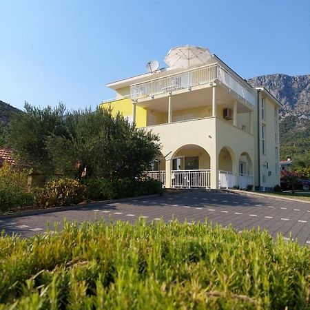 זאוסטרוג Apartments Dia מראה חיצוני תמונה