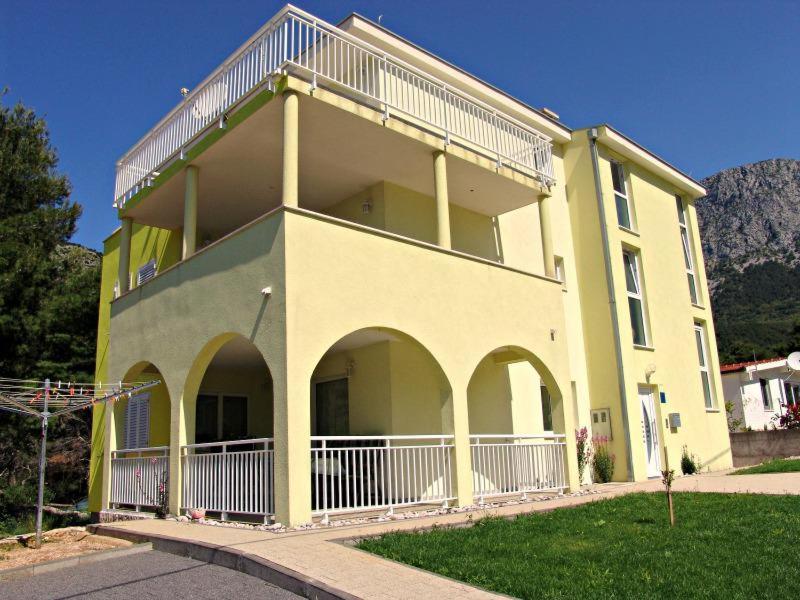 זאוסטרוג Apartments Dia מראה חיצוני תמונה