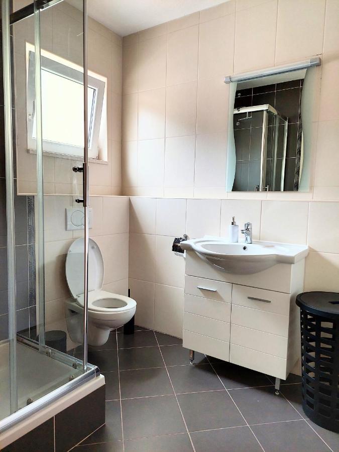 זאוסטרוג Apartments Dia מראה חיצוני תמונה