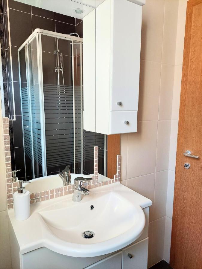 זאוסטרוג Apartments Dia מראה חיצוני תמונה